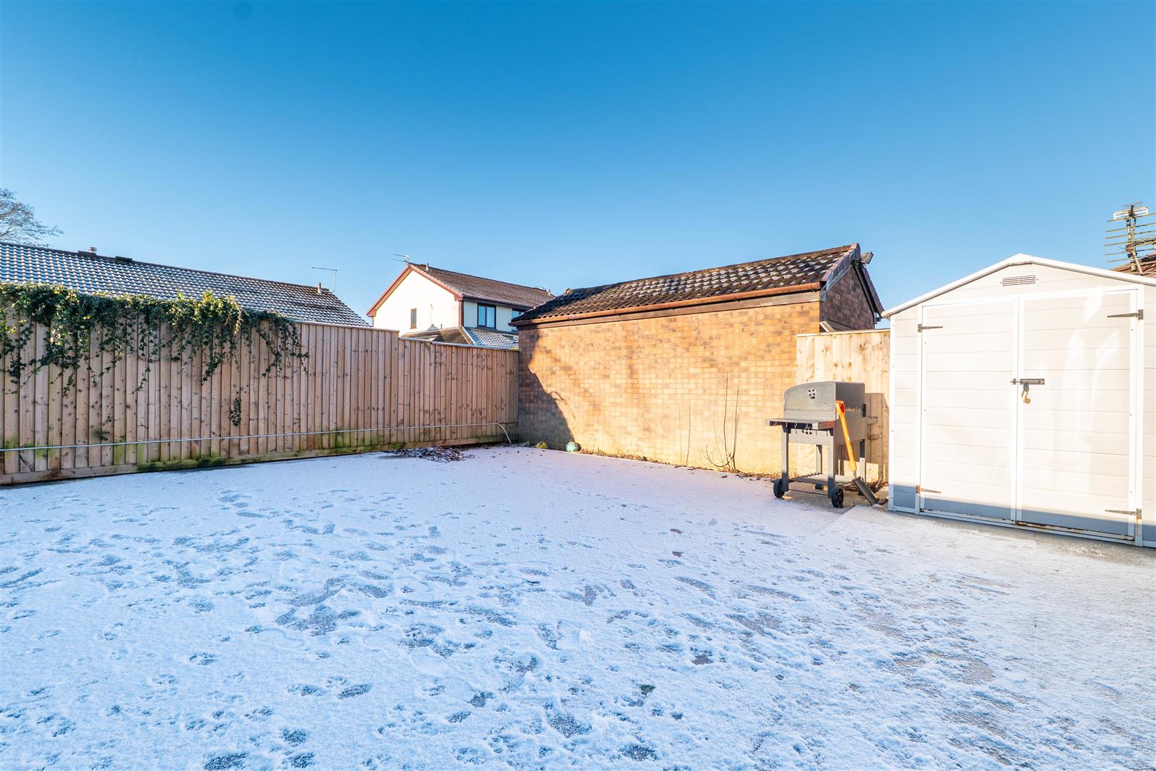 Carloway Avenue, Preston